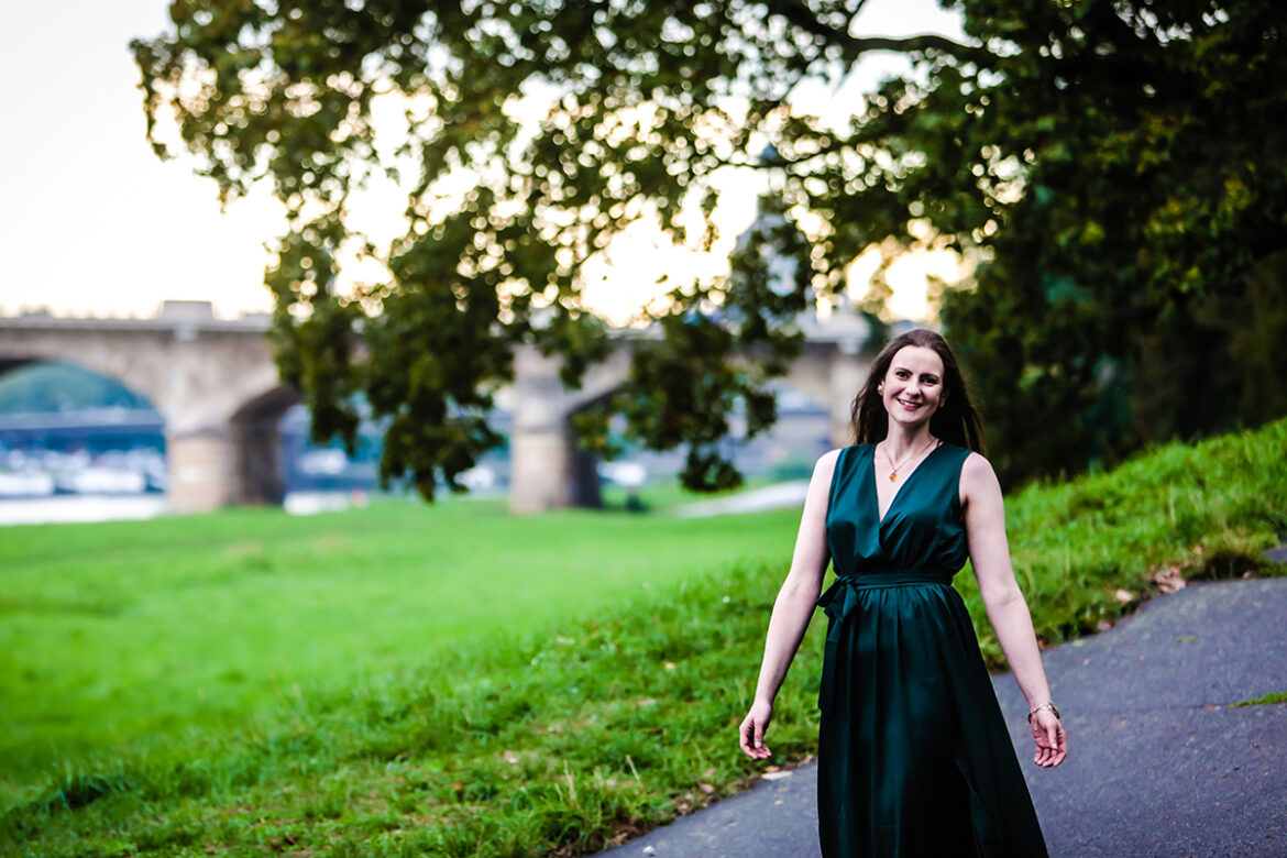 Raus aus der Perfektionismus-Falle: Dein Business mit Leichtigkeit & Vertrauen führen - Interview mit Christin Arndt