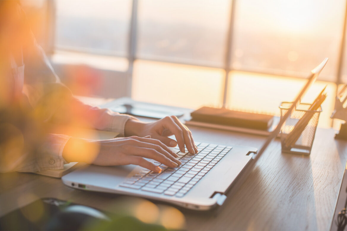 Kundengewinnung für introvertierte Unternehmerinnen: Das funktioniert 2026